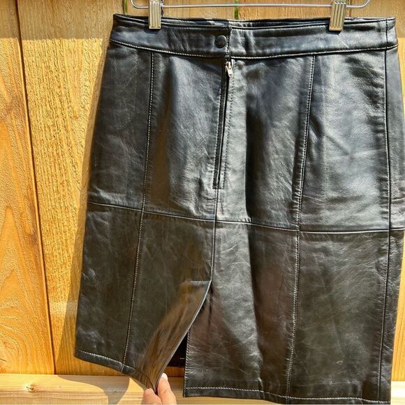 Coldwater Creek Black Leather Mini Skirt Size 8P - Picture 4 of 5